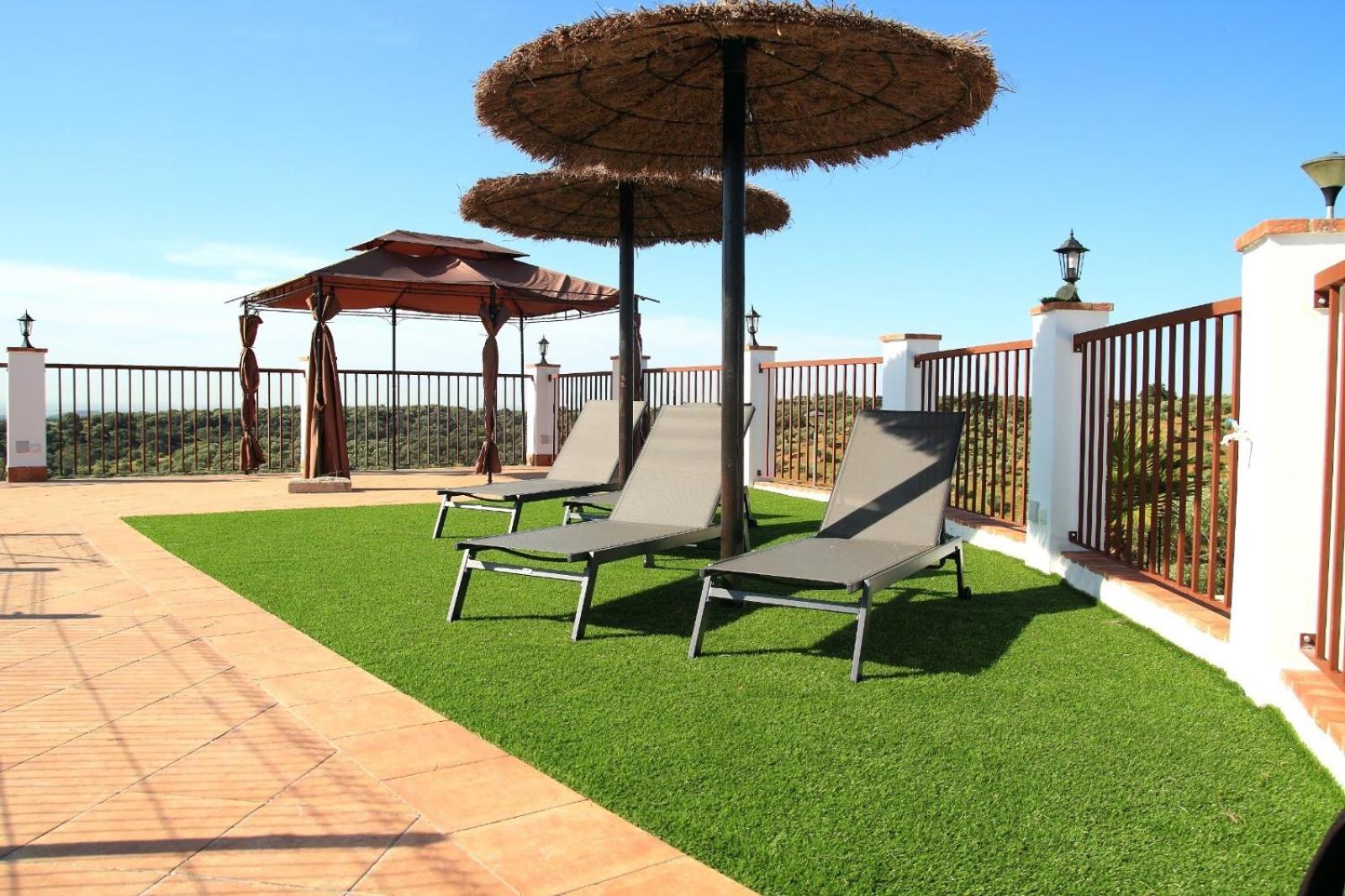 Villa La Sombra Del Lagarto Peñaflor Exterior foto